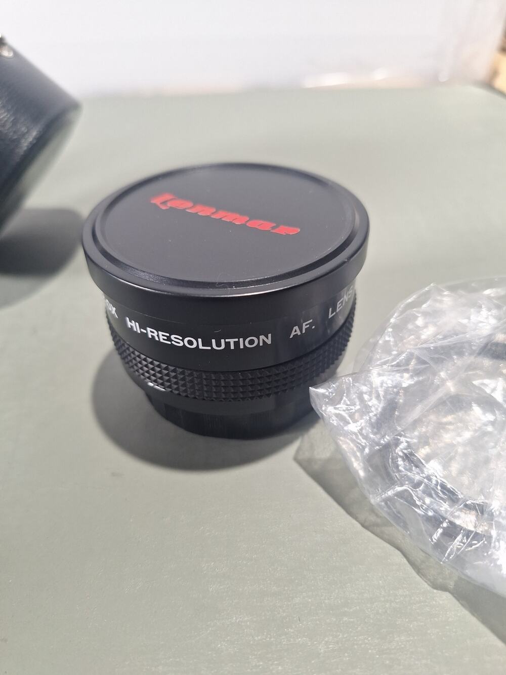 Lenmar 2.0X Telephoto Video Lens Hi-Resolution AF 52mm w/ Case + Adapter Rings